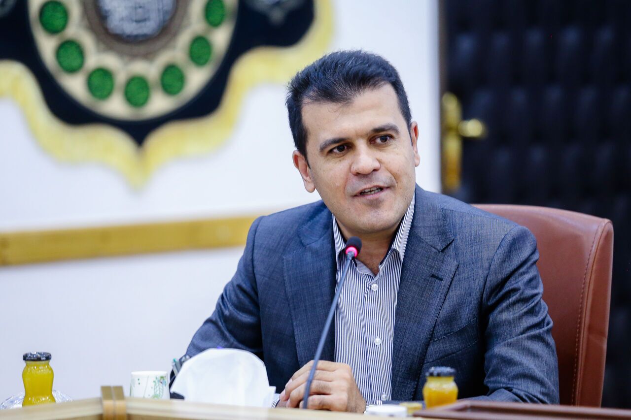 افشین: با تمام توان برای ساختن آینده‌ای روشن تلاش می‌کنیم