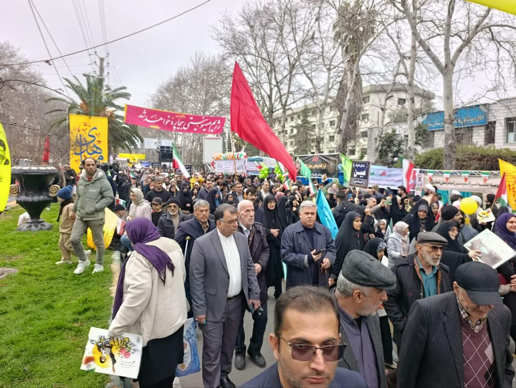 شور انقلابی مردم مازندران در فجر ۴۷