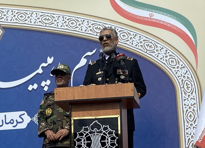 حضور فرماندهان ارشد نیرو‌های مسلح در راهپیمایی ۲۲ بهمن