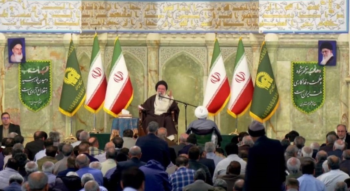 ویژه برنامه «فجر مهدوی» در حرم مطهر رضوی برگزار شد