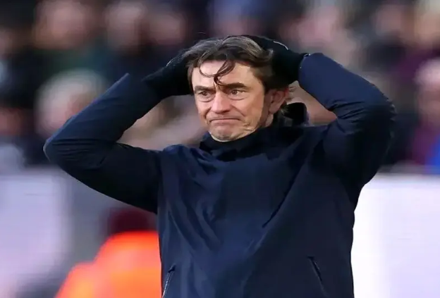 سرمربی تاتنهام اخراج شد