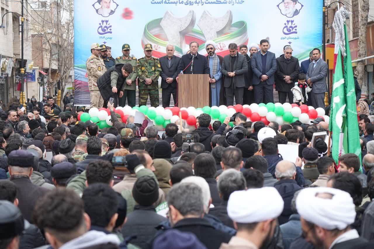 پیام حضور باشکوه مردم، انسجام و اقتدار ملی است