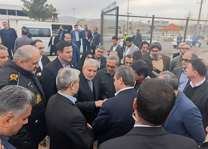 بازدید وزیر میراث‌فرهنگی از کاروانسرای شاه‌عباسی