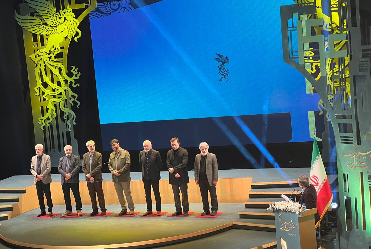 آغاز اختتامیه چهل‌وچهارمین جشنواره فیلم فجر در تالار وحدت