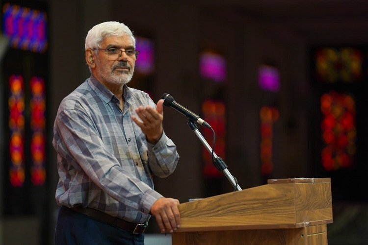 نسل جوان ادامه دهنده راه پیشگامان انقلاب