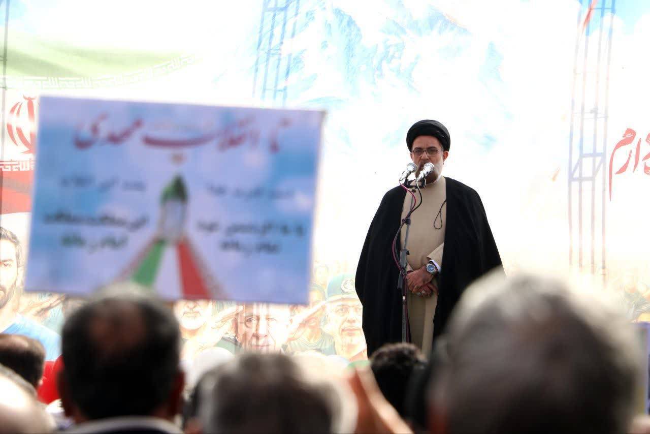 پیام تقدیر نماینده مردم فارس مجلس خبرگان رهبری از حضور دشمن‌شکن مردم در راهپیمایی ۲۲ بهمن