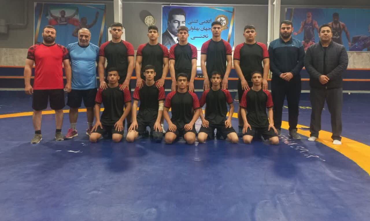 اعزام تیم کشتی آزاد نوجوانان قم به کرمان