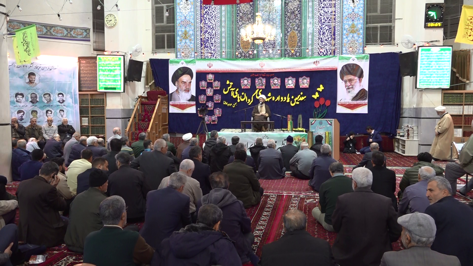 یادواره ۴۰۰ شهید گردانهای آتش لشکر انصارالحسین همدان یادواره ۴۰۰ شهید گردانهای آتش لشکر انصارالحسین همدان