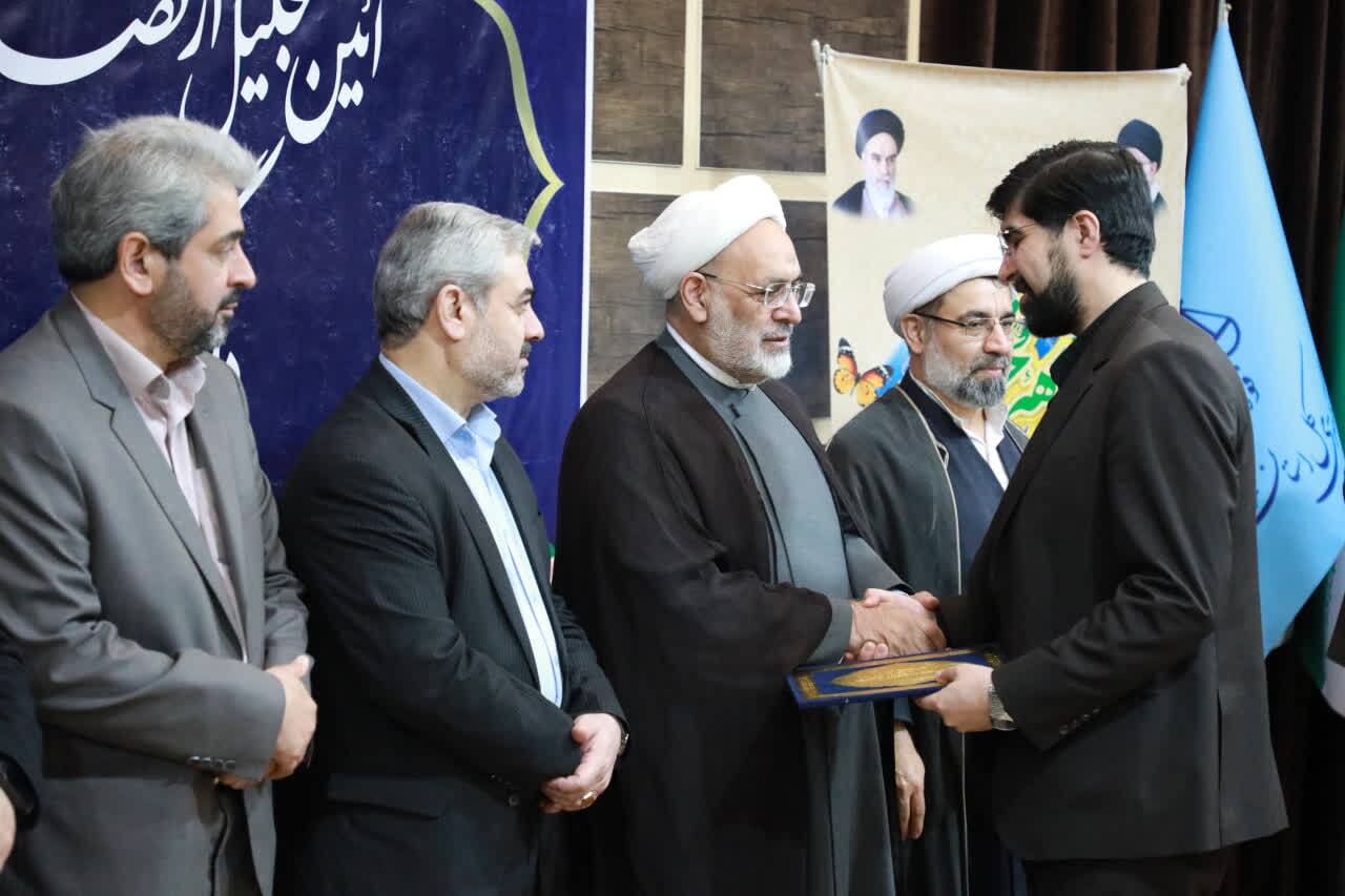 تجلیل از قضات نمونه استان سمنان