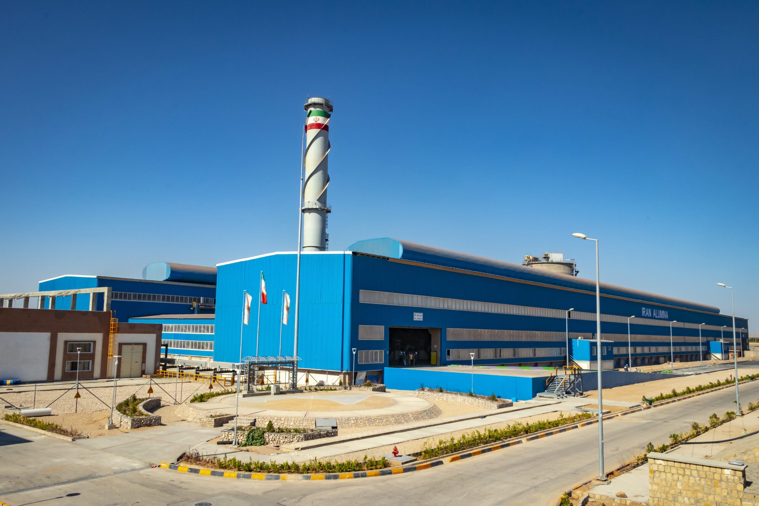 فروش بلوک «آلومینا» با شرایط اقساط پنج‌ساله