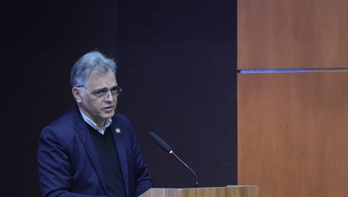 کادر سلامت در بحران اخیر فراتر از انتظار عمل کرد/ لزوم حمایت روانی و پیگیری مطالبات پرستاران