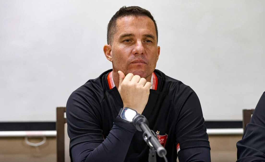 اوسمار: ماندن من به مدیران باشگاه بستگی دارد