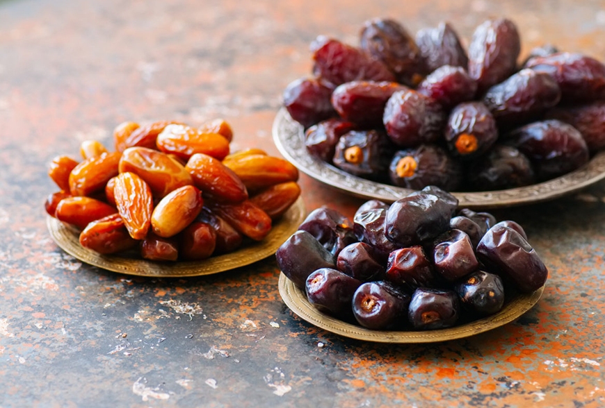 خرما جذب قند را کم میکند خرما جذب قند را کم میکند