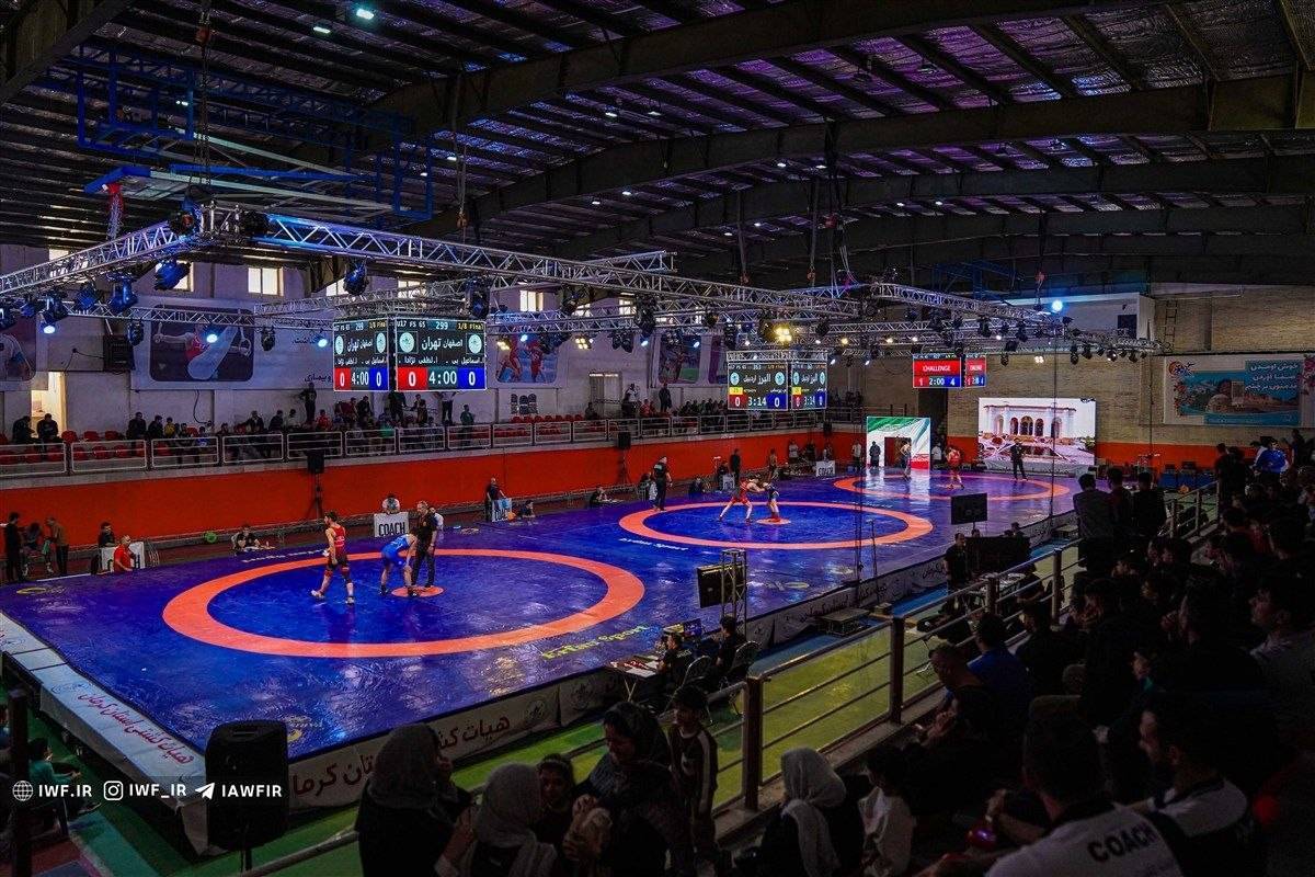 خراسان رضوی بر سکوی قهرمانی کشتی آزاد نوجوانان کشور ایستاد