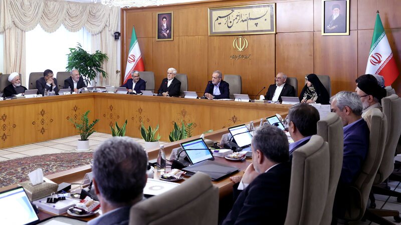 حضور هنرمندان در صحنه در فضای غبارآلود قابل  تقدیر است