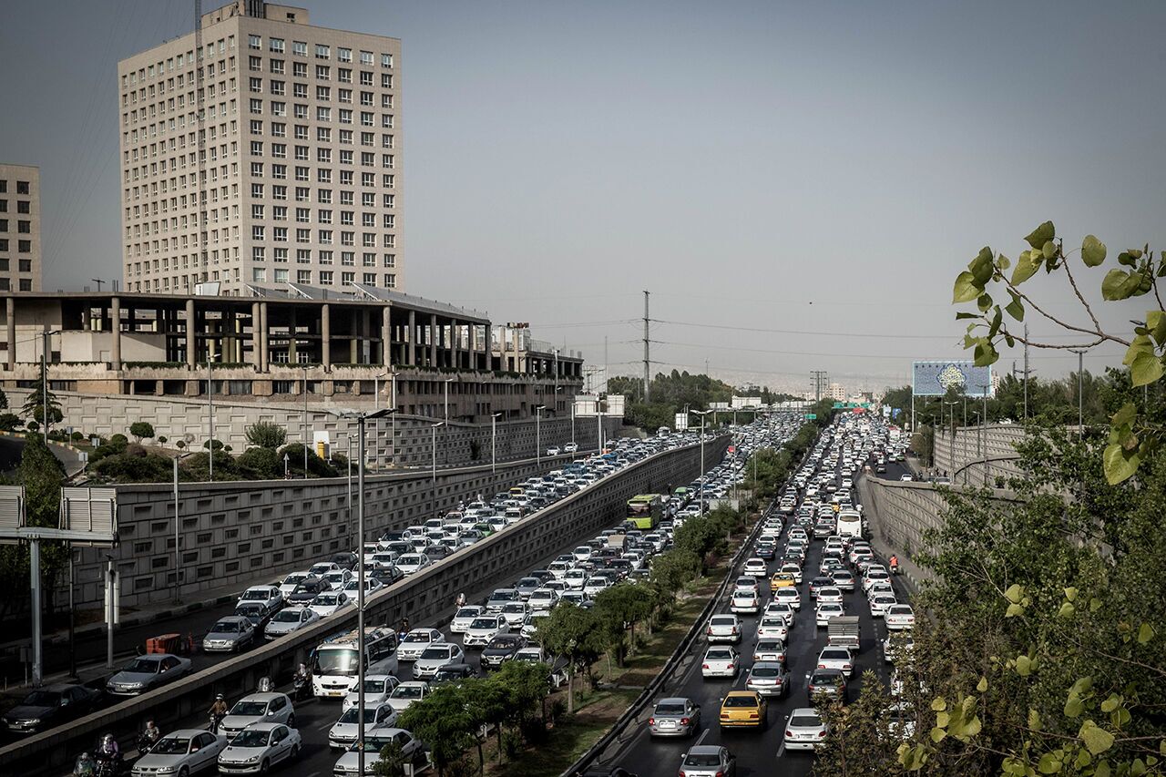 ترافیک پرحجم پایتخت در بیست و هفتمین روز بهمن ترافیک پرحجم پایتخت در بیست و هفتمین روز بهمن