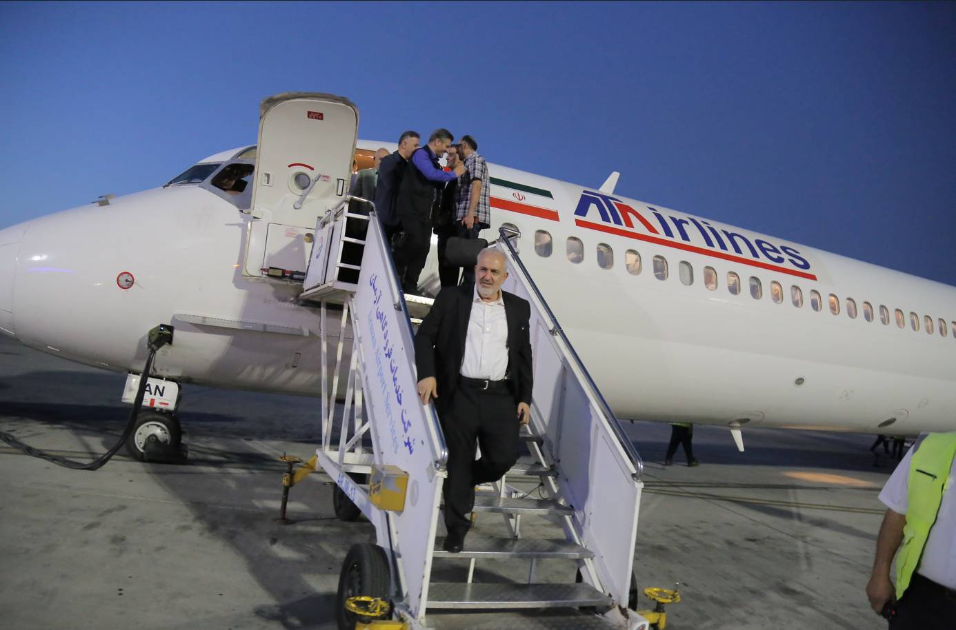 افتتاح و آغاز عملیات پروژههای آب و برق خوزستان با حضور وزیر نیرو افتتاح و آغاز عملیات پروژههای آب و برق خوزستان با حضور وزیر نیرو