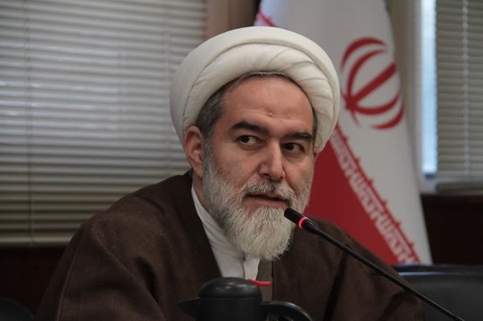 **نصرت الهی، نتیجه ایمان، استقامت و وحدت ملی