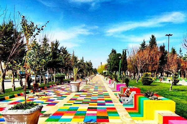 زیبا سازی شهردر آستانه سال نو آغاز شد زیبا سازی شهردر آستانه سال نو آغاز شد