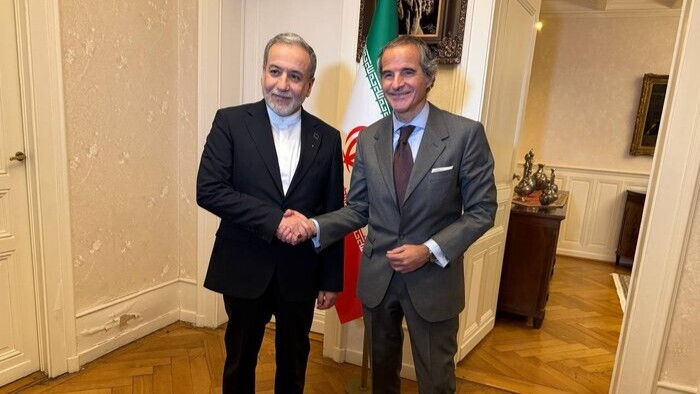 عراقچی با مدیرکل آژانس بینالمللی انرژی اتمی دیدار کرد عراقچی با مدیرکل آژانس بینالمللی انرژی اتمی دیدار کرد