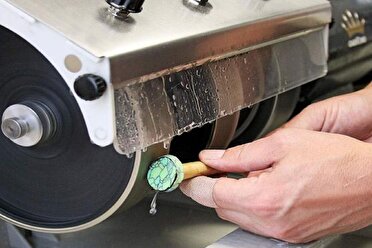 افتتاح کارگاه تراش سنگهاي قيمتي و نيمه قيمتي امروز در فني و حرفه اي کرمانشاه