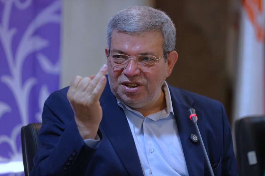 آغاز پویش ملی «مثبت ماه» آغاز پویش ملی «مثبت ماه»