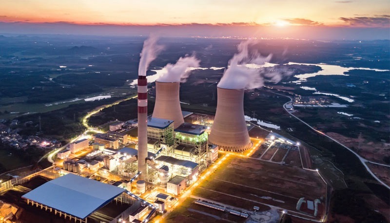 اضافه شدن حدود ۷ هزار مگاوات نیروگاه حرارتی و خورشیدی به ظرفیت تولید برق کشور اضافه شدن حدود ۷ هزار مگاوات نیروگاه حرارتی و خورشیدی به ظرفیت تولید برق کشور