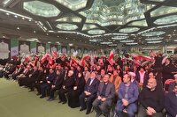 حضور وزیر راه و شهرسازی در مراسم یادبود شهدا و جانباختگان حوادث دی ماه