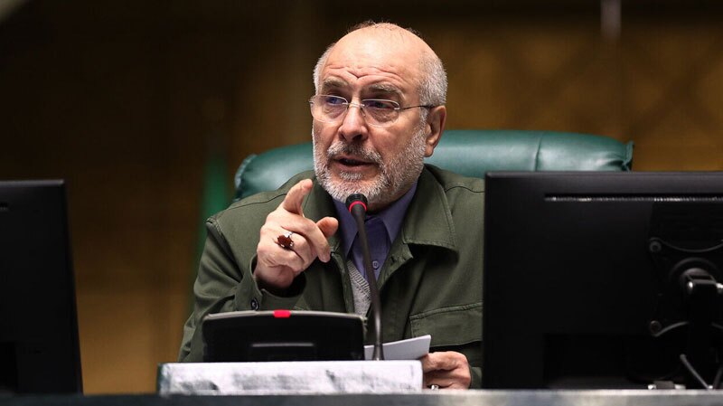 افزایش قیمت نان و بنزین در سال آینده صحت ندارد