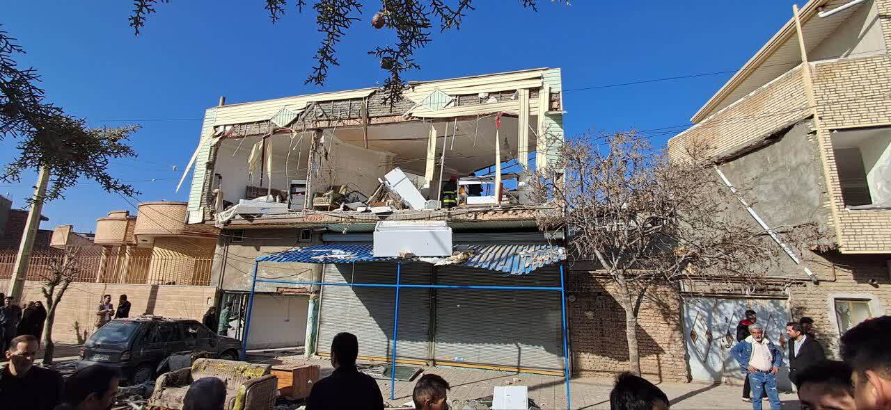 انفجار گاز شهری در شاهین دژ با یک مصدوم انفجار گاز شهری در شاهین دژ با یک مصدوم