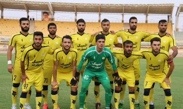 شکست خارج از خانه زردپوشان شیرازی