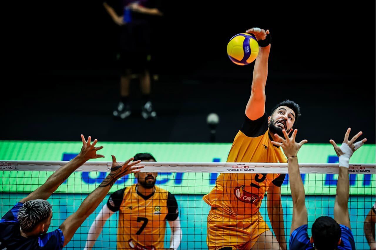 پیروزیهای دوستانه شهداب یزد برابر گلگهر سیرجان پیروزیهای دوستانه شهداب یزد برابر گلگهر سیرجان