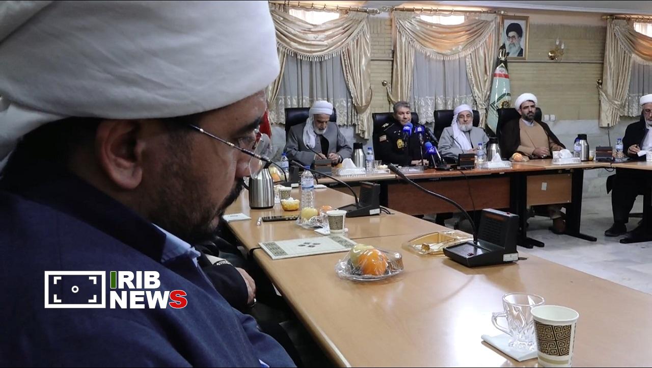 تقدیر امامان جمعه از فرمانده انتظامی استان کردستان تقدیر امامان جمعه از فرمانده انتظامی استان کردستان