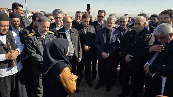 ساخت ۱۲ هزار کیلومتر راه و ریل در برنامه وزارت راه و شهرسازی ساخت ۱۲ هزار کیلومتر راه و ریل در برنامه وزارت راه و شهرسازی