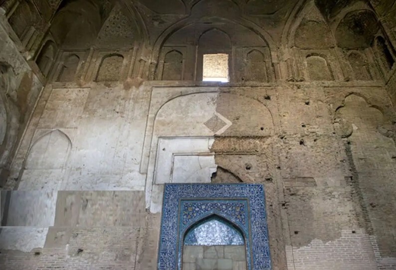 نادیده گرفتن نَم مسجد جامع پیگرد قانونی دارد نادیده گرفتن نَم مسجد جامع پیگرد قانونی دارد