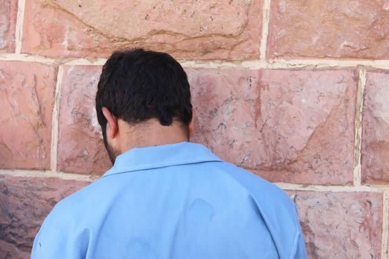 زمین گیر شدن سارق موتورسیکلت در اراک زمین گیر شدن سارق موتورسیکلت در اراک