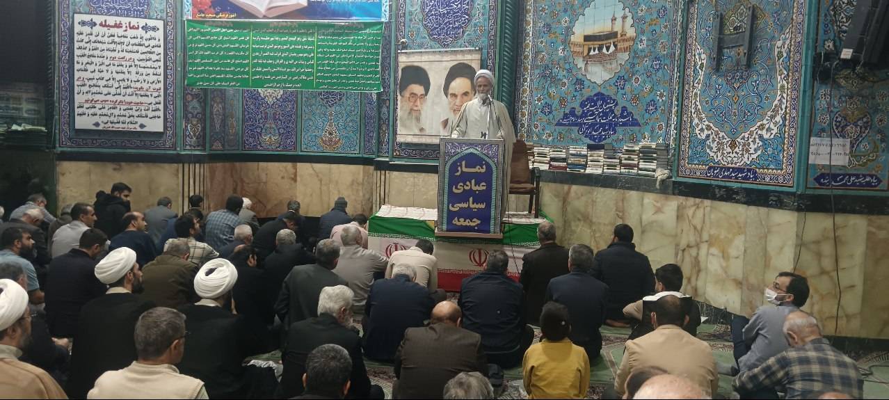 ماه رمضان ماه ذکر وتلاوت قرآن