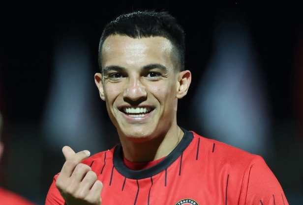 حسین زاده در جمع برترینهای آسیا قرار گرفت حسین زاده در جمع برترینهای آسیا قرار گرفت