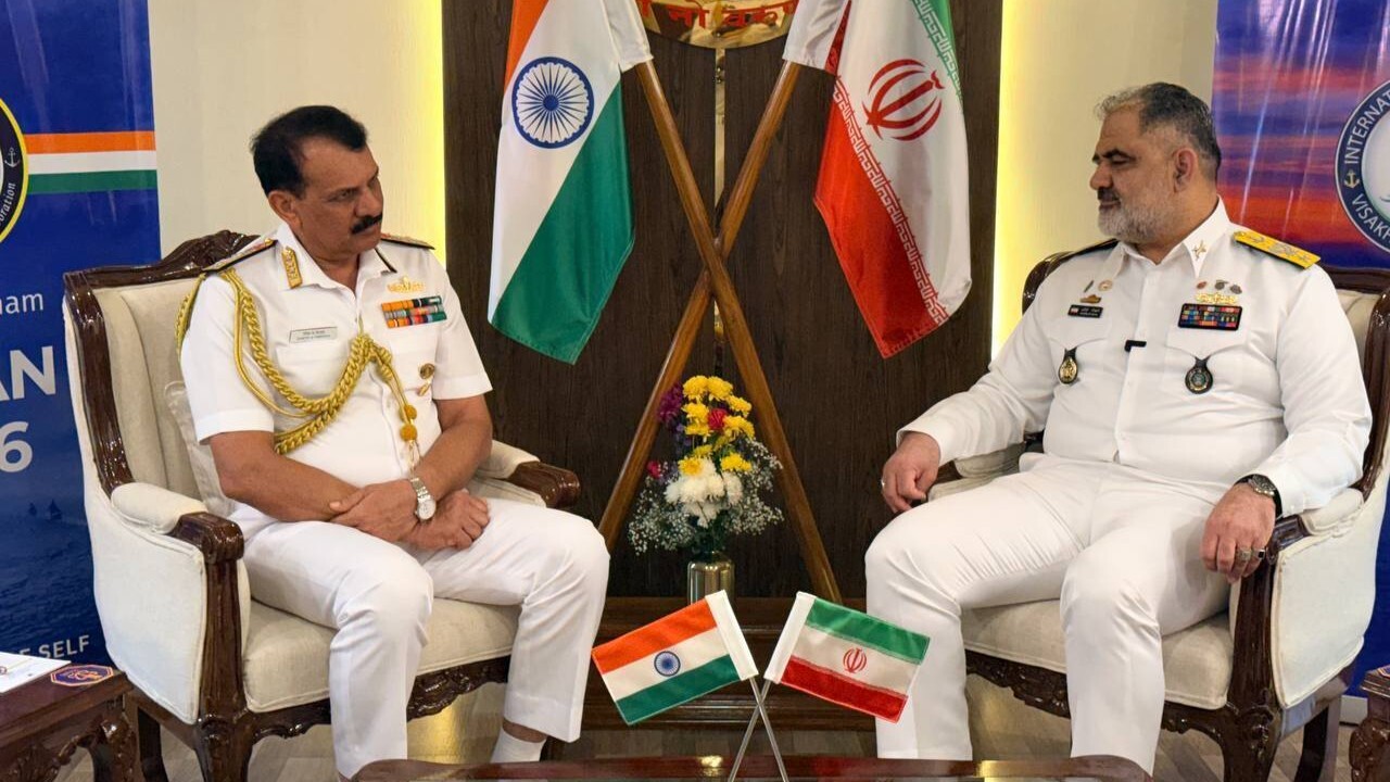 گسترش دیپلماسی دریایی با کشور‌های همسو و همسایه