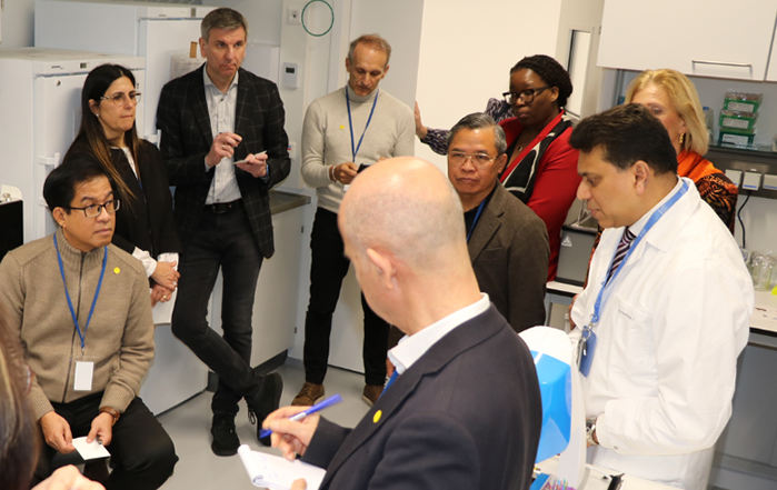 بدون دانش هسته ای گرسنه می مانیم