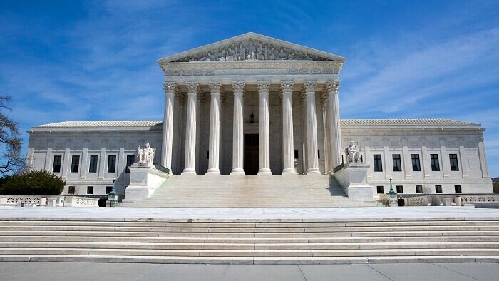 دیوان عالی آمریکا اکثر تعرفههای ترامپ را لغو کرد دیوان عالی آمریکا اکثر تعرفههای ترامپ را لغو کرد