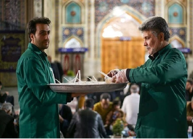 ارائه ۳ میلیون وعده افطاری در قالب طرح «سفره پدری حضرت رضا (ع)» ارائه ۳ میلیون وعده افطاری در قالب طرح «سفره پدری حضرت رضا (ع)»