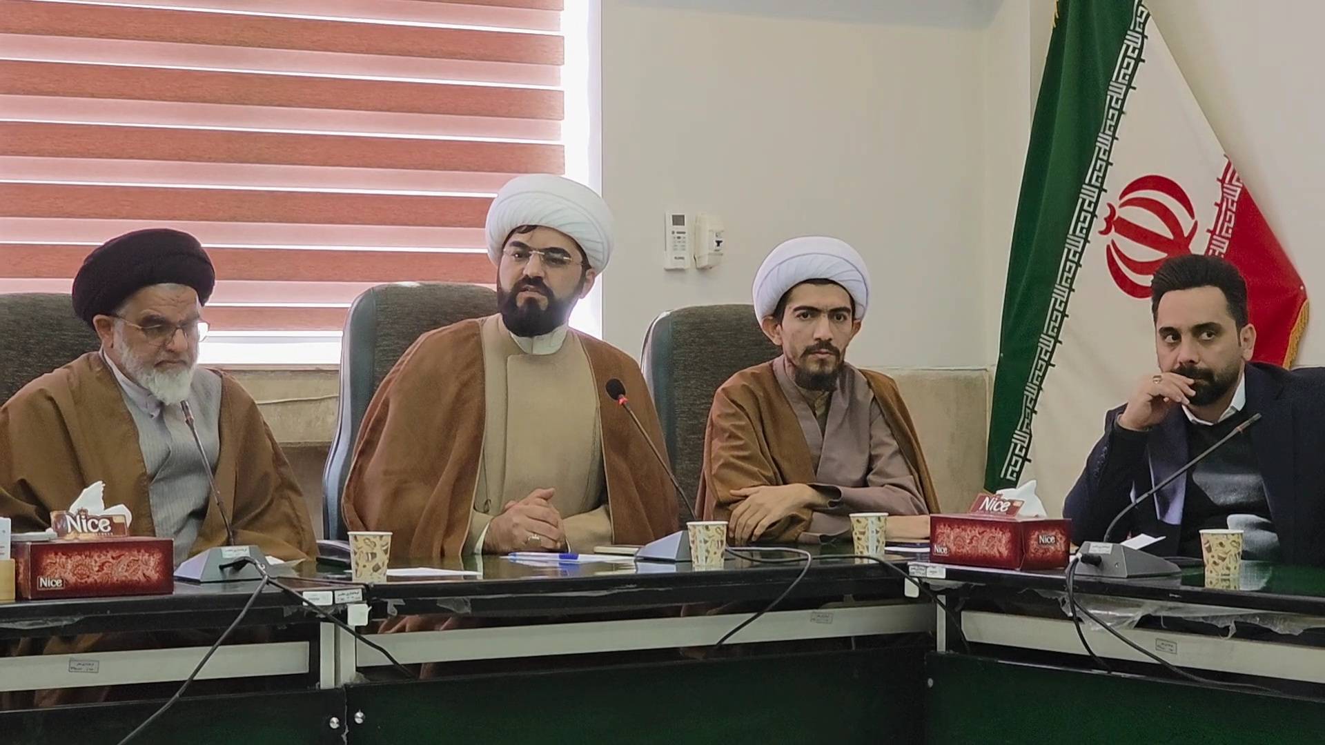 دو خبر کوتاه از نطنز و بادرود