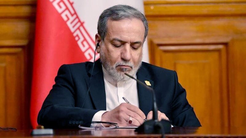 واکنش عراقچی به ادعا‌های ترامپ؛ با مدرک صحبت کنید