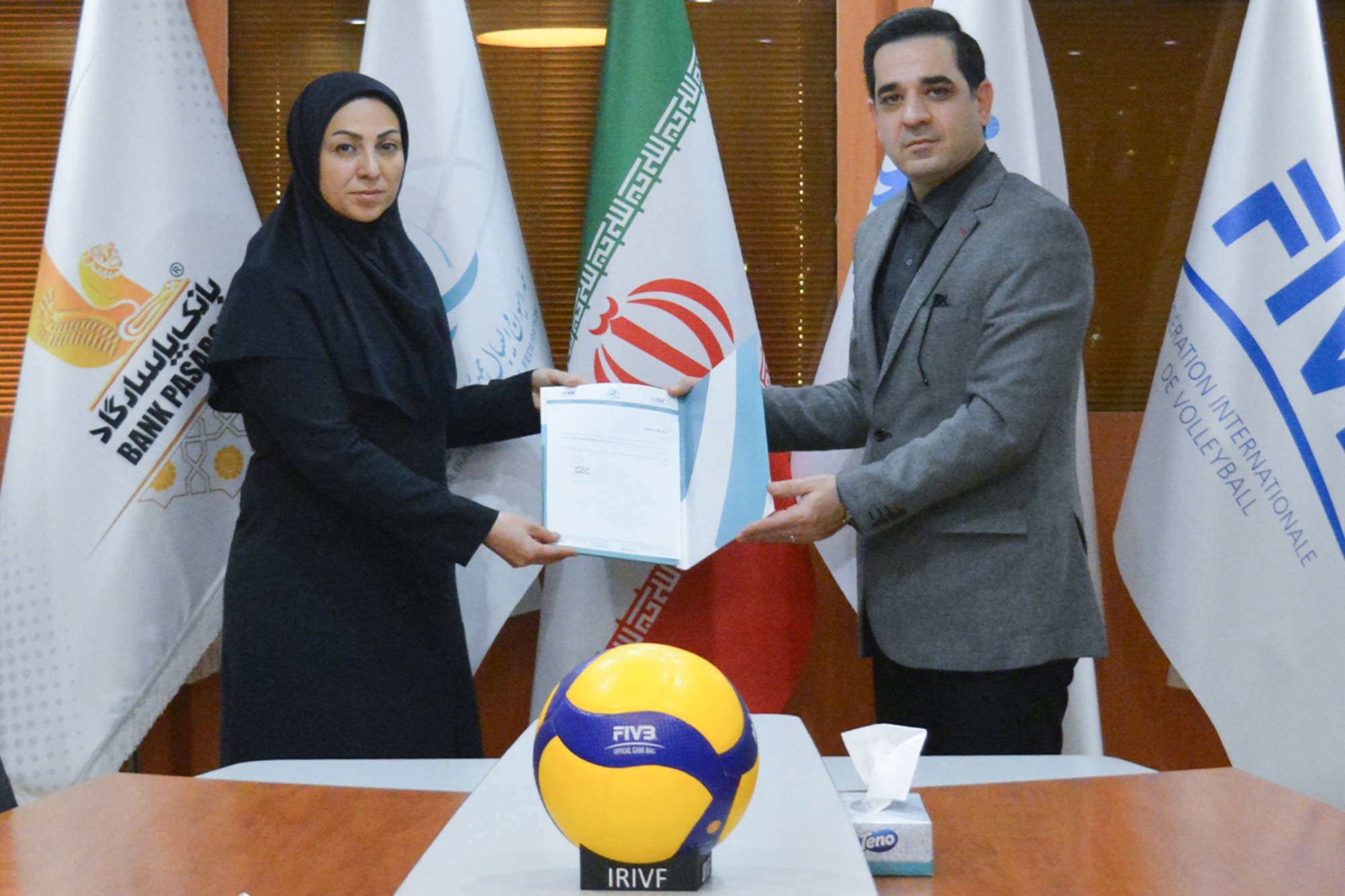پاکدامن نایب رئیس زنان والیبال ایران شد پاکدامن نایب رئیس زنان والیبال ایران شد