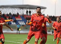 مس شهر بابک صدر نشین جدید لیگ یک فوتبال