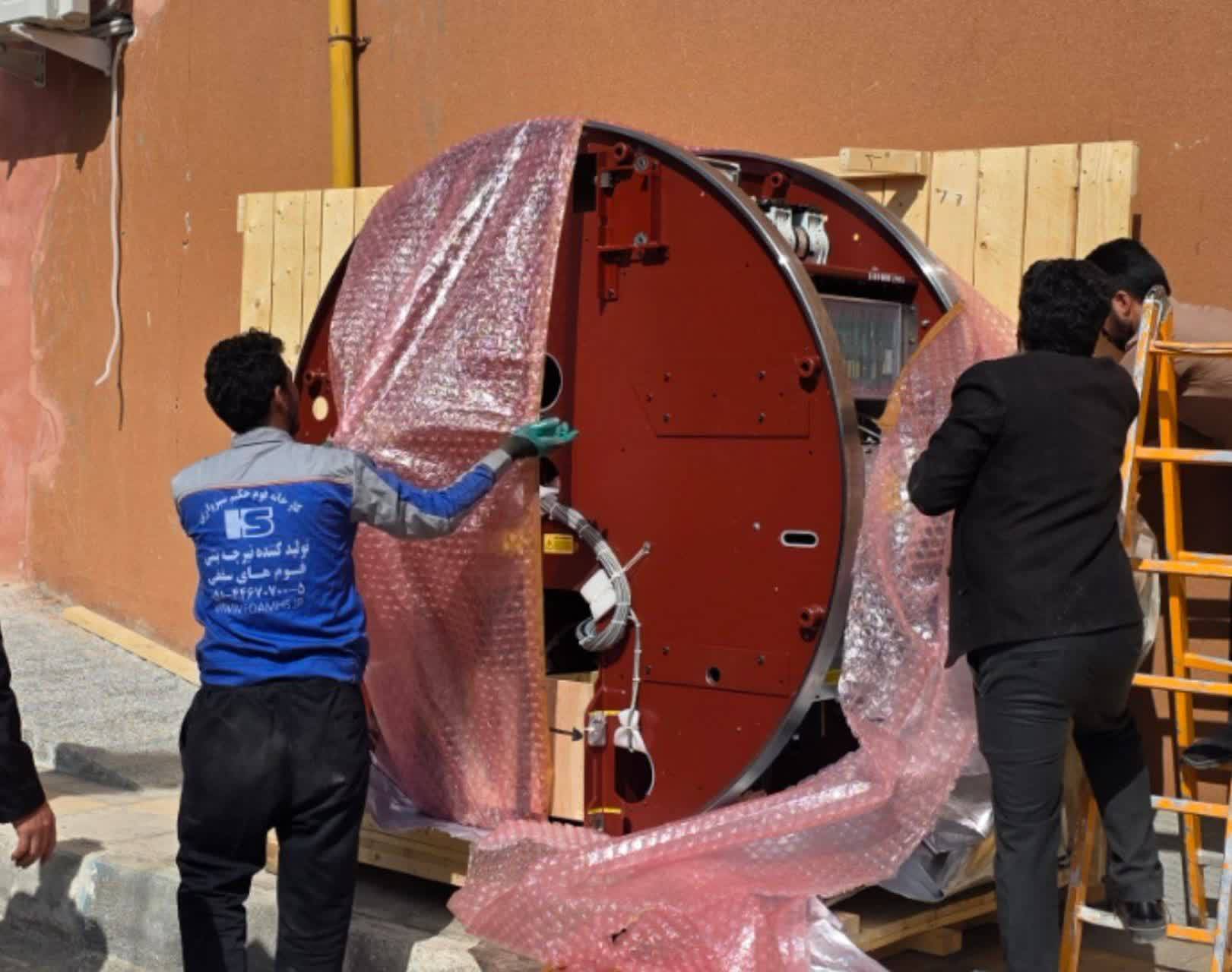 نصب دومین دستگاه پرتو درمانی در بیمارستان واسعی سبزوار نصب دومین دستگاه پرتو درمانی در بیمارستان واسعی سبزوار