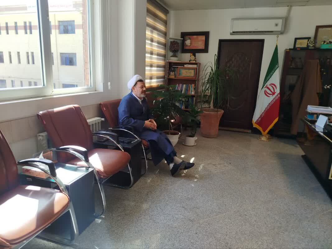 به کار گیری ظرفیت ناوگان حملونقل عمومی برای ترویج فرهنگ صلح و سازش به کار گیری ظرفیت ناوگان حملونقل عمومی برای ترویج فرهنگ صلح و سازش