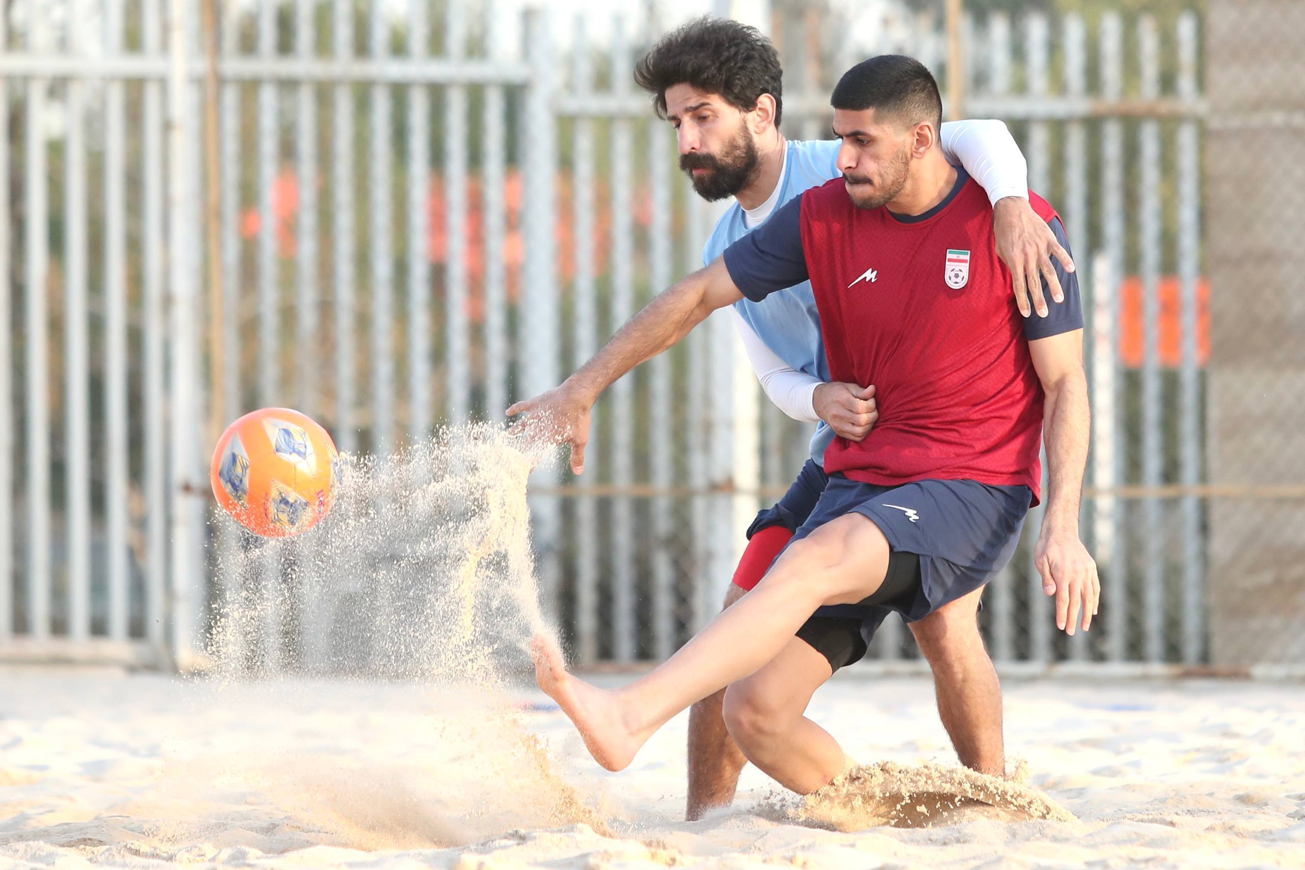 دعوت ۱۷ بازیکن به اردوی تیم ملی فوتبال ساحلی دعوت ۱۷ بازیکن به اردوی تیم ملی فوتبال ساحلی