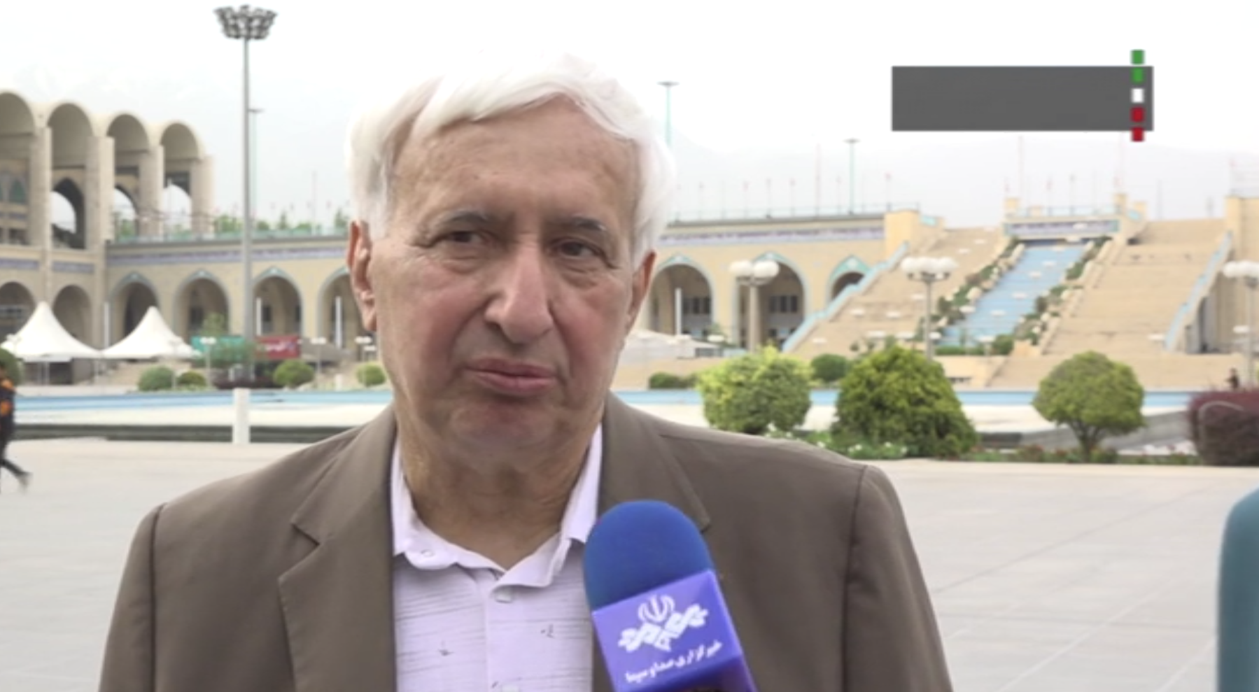 کتابهای مجلل تهدیدی برای آینده نشر کتابهای مجلل تهدیدی برای آینده نشر